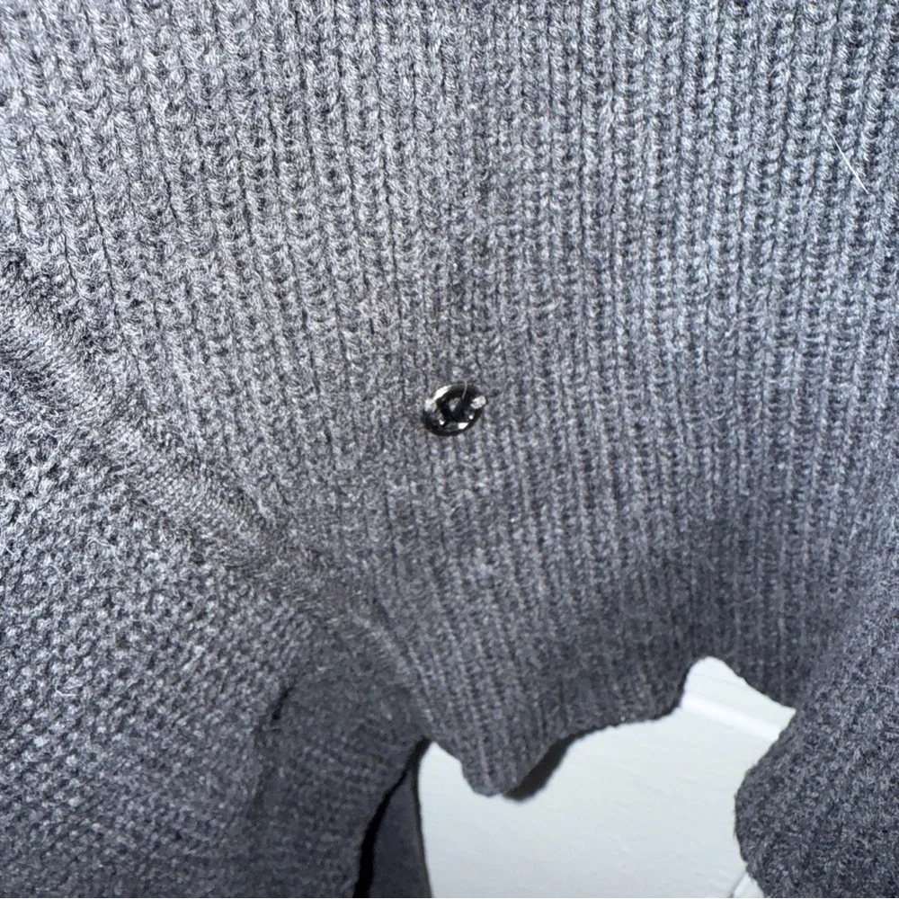 Lululemon Heathered Black / Grey Vestigan Sweater